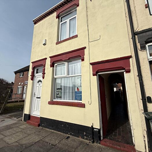 3 Bedroom Terraced House For Sale In Carlton Road, Stoke-On-Trent, ST4