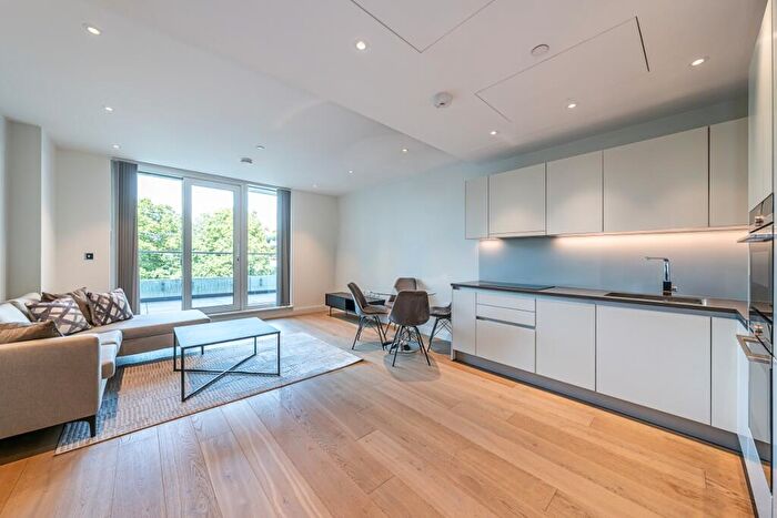 1 Bedroom Flat To Rent In Queenstown Road London, SW11