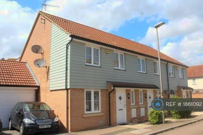 3 Bedroom Terraced House To Rent In Cagney Crescent, Oxley Park, Milton Keynes, MK4