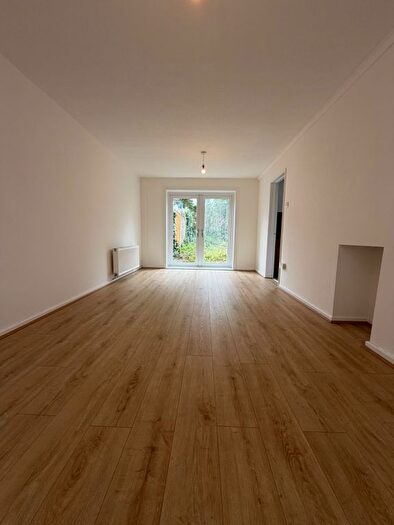 3 Bedroom Semi-Detached House To Rent In Middlesex Road, Stockport, SK5