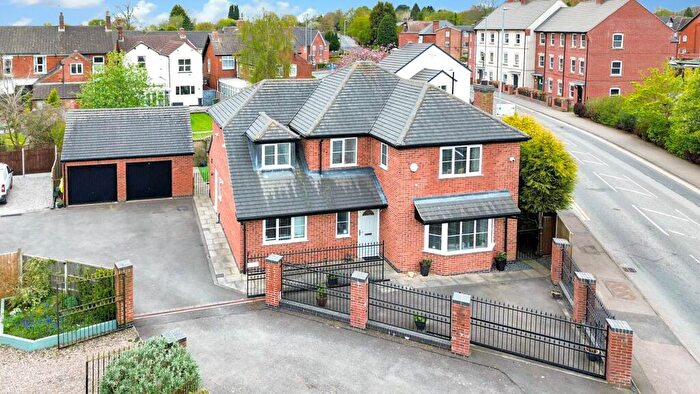 4 Bedroom Detached House For Sale In Broom Leys Road, Coalville, Leicestershire, LE67