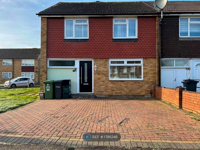 3 Bedroom End Of Terrace House To Rent In Shortmead Drive, Cheshunt, Waltham Cross, EN8