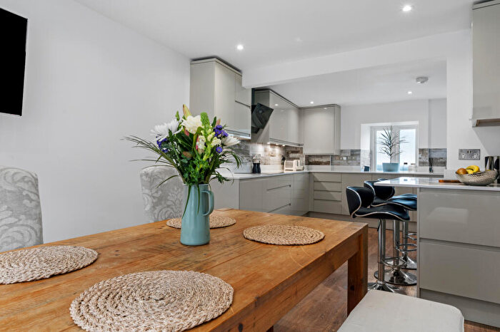 4 Bedroom Terraced House For Sale In Wareham, Dorset, BH20