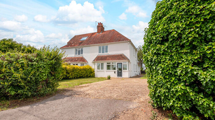 2 Bedroom Semi-Detached House For Sale In Stadhampton Road Great Milton Near Thame, Oxfordshire, OX44