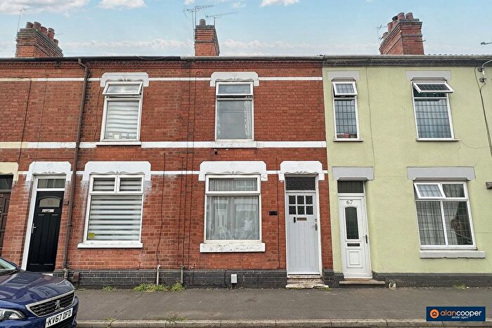 2 Bedroom Terraced House For Sale In Gadsby Street, Attleborough, Nuneaton, CV11