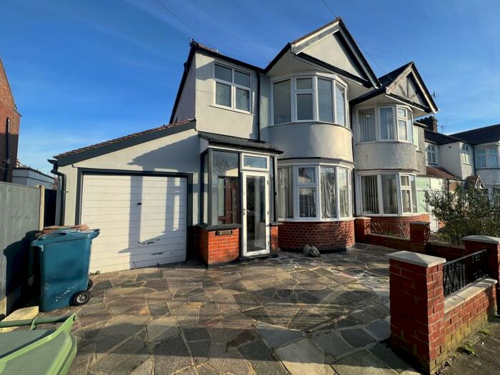 3 Bedroom Semi-Detached House To Rent In Drury Road, Harrow, HA1