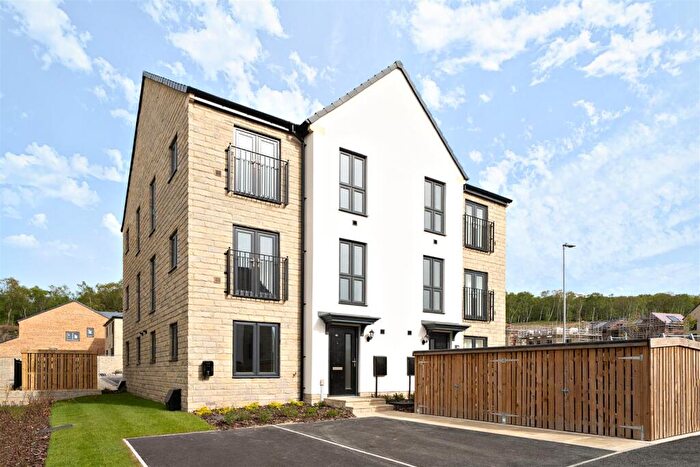 2 Bedroom Semi-Detached House To Rent In Clayton Wood Road, Woodside Vale, Horsforth, LS16