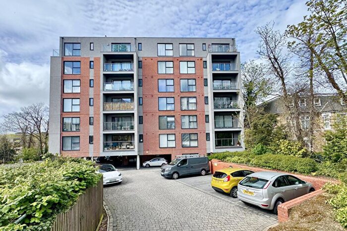 1 Bedroom Apartment To Rent In Statum, Wootton Mount, Bournemouth, BH1
