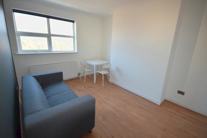 1 Bedroom Flat To Rent In Sandy Grove, Salford M6