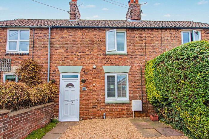 3 Bedroom Cottage For Sale In Centre Vale, Dersingham, PE31
