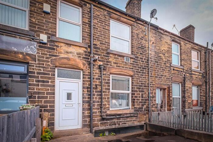 2 Bedroom Terraced House For Sale In Halifax Road, Huddersfield, HD3