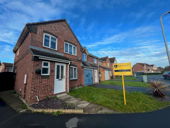 3 Bedroom House To Rent In Marigold Close, Stamford, PE9