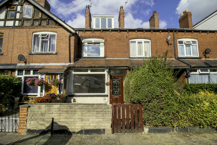 3 Bedroom Terraced House To Rent In Cross Flatts Place, Beeton, Leeds, LS11