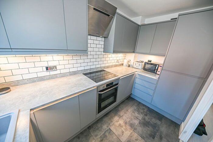 2 Bedroom Terraced House To Rent In Hathaway Gardens, Waterlooville, PO7