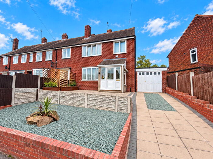 2 Bedroom End Of Terrace House For Sale In Wavell Road, Quarry Bank, Brierley Hill, DY5