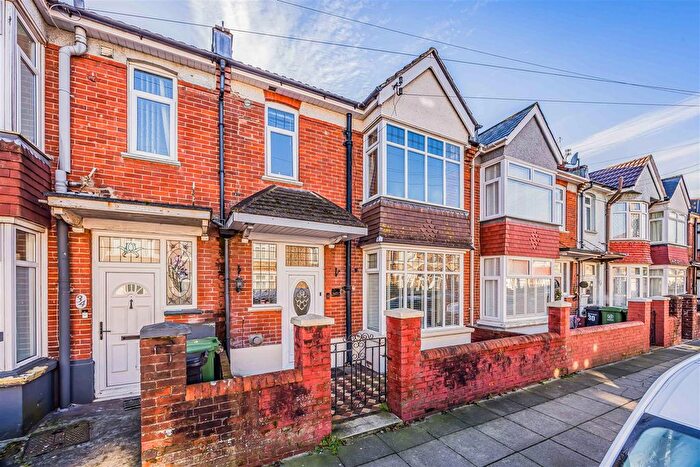 5 Bedroom Terraced House For Sale In Hewett Road, Portsmouth, PO2