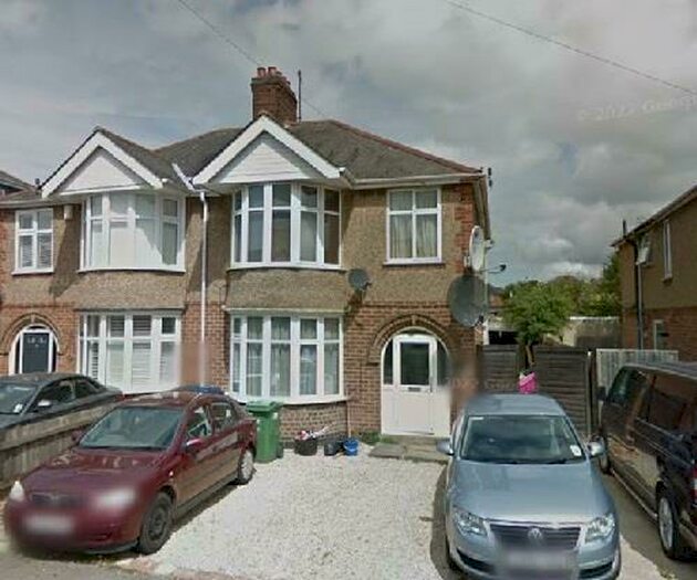8 Bedroom Semi-Detached House To Rent In Fern Hill Road, Oxford, Hmo Ready Sharers, OX4
