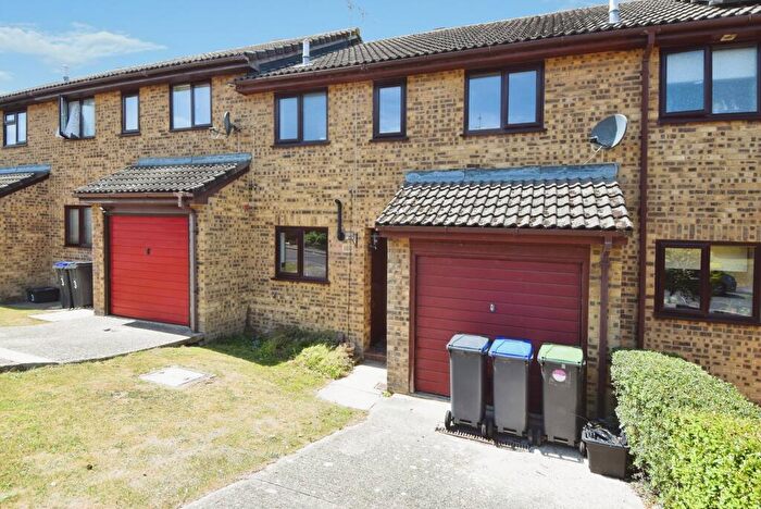3 Bedroom Terraced House For Sale In Chesterfield Close, Amesbury, SP4