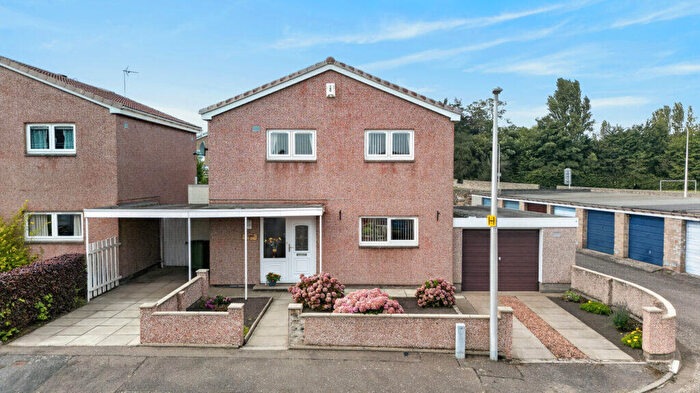 3 Bedroom Detached House For Sale In The Grove, Musselburgh, EH21