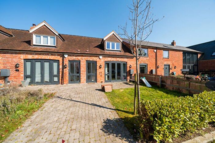 2 Bedroom Barn Conversion For Sale In James Lane, Grazeley Green, Reading, Berkshire, RG7