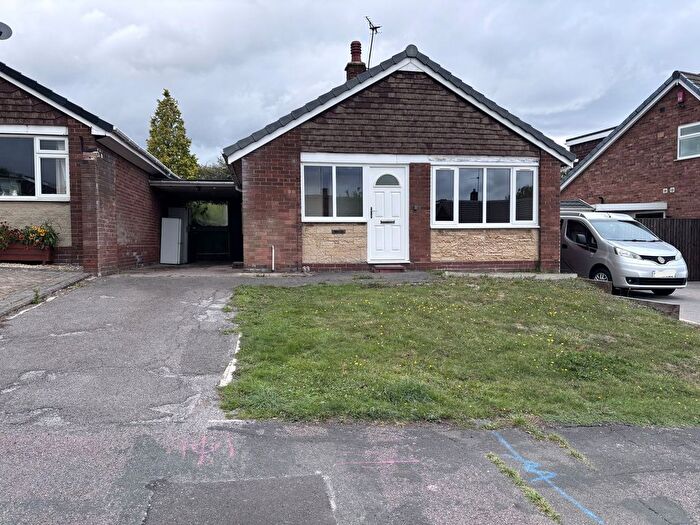 2 Bedroom Bungalow For Sale In Renshaw Drive, Newhall, Swadlincote, DE11