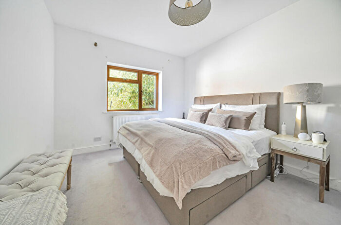 5 Bedroom Detached House To Rent In Pitch Place, Thursley, Farnham, GU8