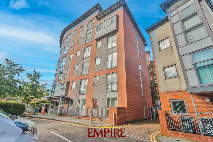 2 Bedroom Apartment To Rent In Wheeleys Lane, Edgbaston, B15