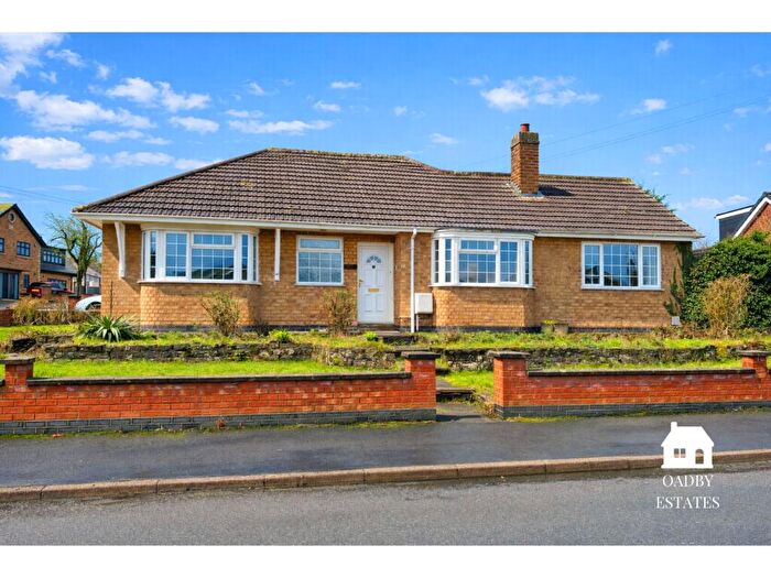 3 Bedroom Bungalow For Sale In Princess Avenue, Oadby, LE2