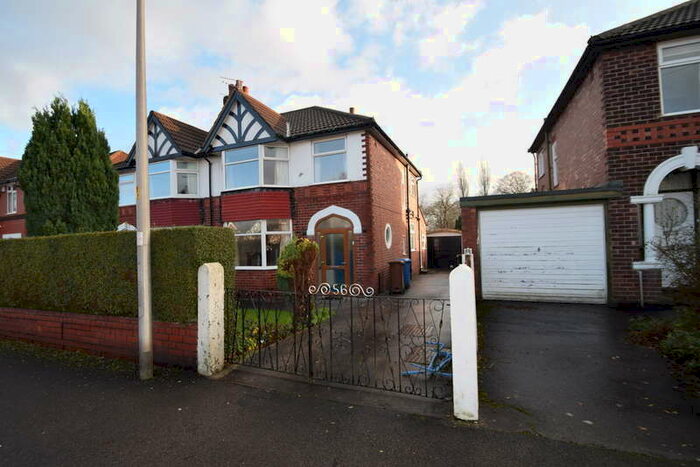 3 Bedroom Semi-Detached House To Rent In Halstead Grove, Gatley, SK8