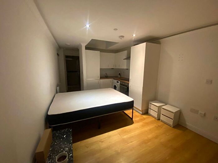 Property To Rent In High Road, Wood Green, Wood Green, N22