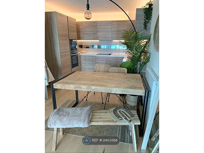 2 Bedroom Flat To Rent In Judde House, London, SE18