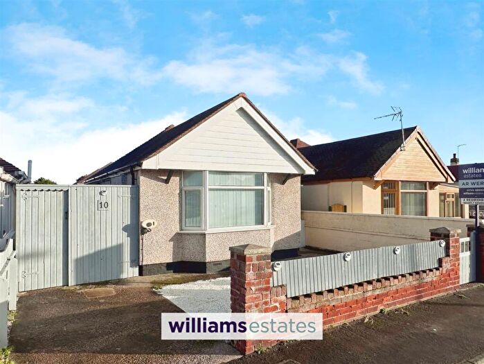 2 Bedroom Detached Bungalow For Sale In Roy Avenue, Prestatyn, LL19