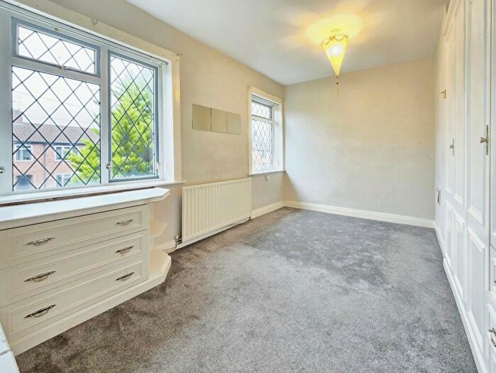 3 Bedroom Terraced House For Sale In Westenra Avenue, Ellesmere Port, Cheshire, CH65