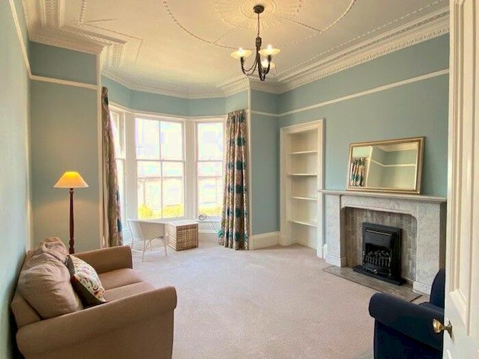 3 Bedroom Flat To Rent In Gilmore Place, Viewforth, Edinburgh, EH3