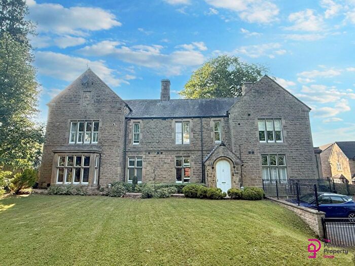 2 Bedroom Flat For Sale In Weir Field House, Penistone, S36