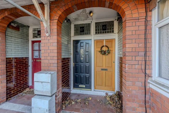 3 Bedroom Flat To Rent In A Salt Road, Stafford, ST17