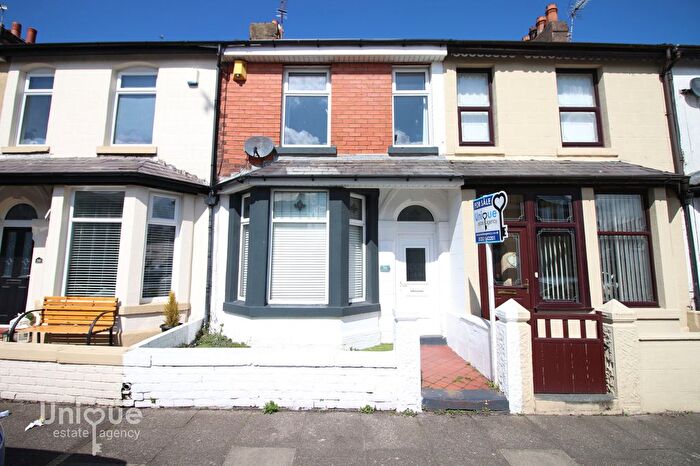 2 Bedroom Terraced House For Sale In Blakiston Street, Fleetwood, Lancashire, FY7
