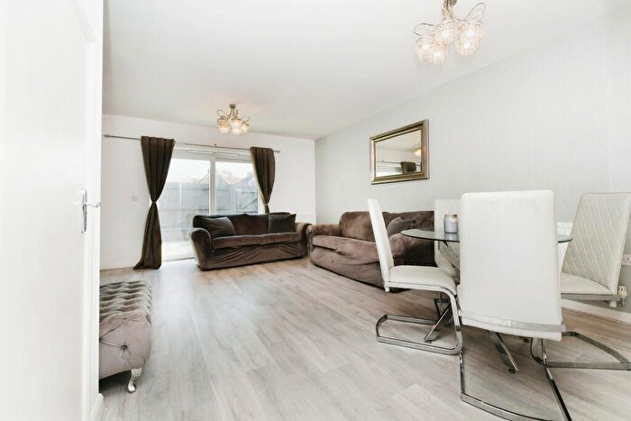2 Bedroom End Of Terrace House For Sale In Widvale Road, Mountnessing, Brentwood, Essex, CM15