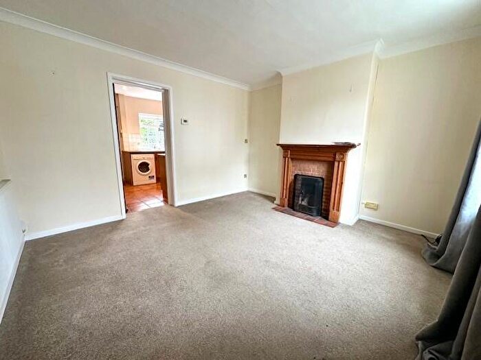 2 Bedroom Cottage To Rent In High Street, Great Chesterford, Saffron Walden, CB10