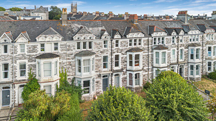 11 Bedroom Terraced House For Sale In Houndiscombe Road, Mutley, Plymouth. Superb -Bed Licensed Hmo With Strong Income (k) & Outstanding Occupancy Record, PL4