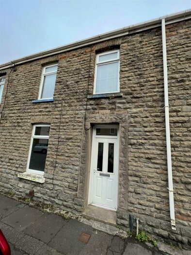 3 Bedroom House To Rent In Thomas Street, Neath, SA11