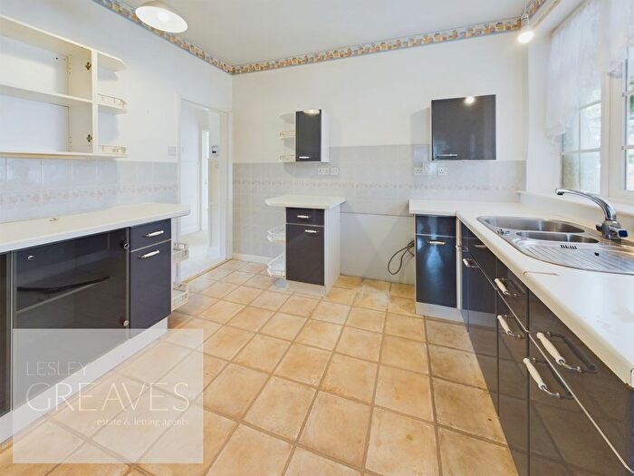 3 Bedroom Detached Bungalow For Sale In Cleveland Avenue, Long Eaton, Nottingham, NG10