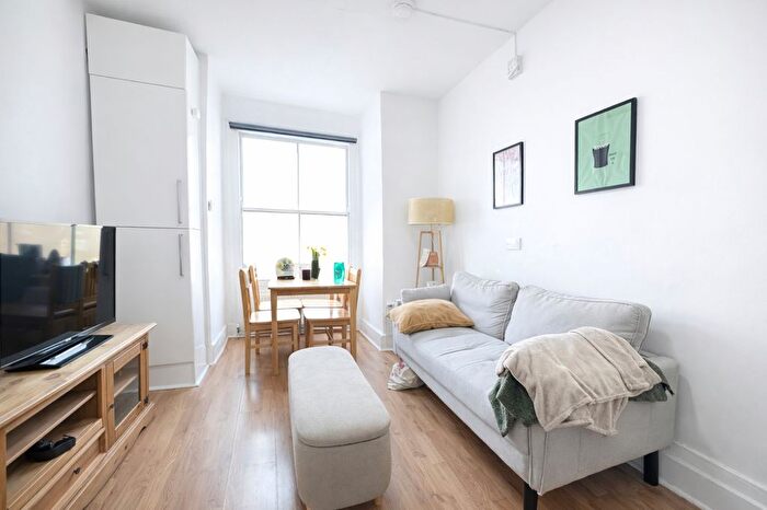 2 Bedroom Flat To Rent In Homerton High Street, London, E9