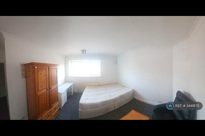 3 Bedroom Terraced House To Rent In Pelham Road, London, N22