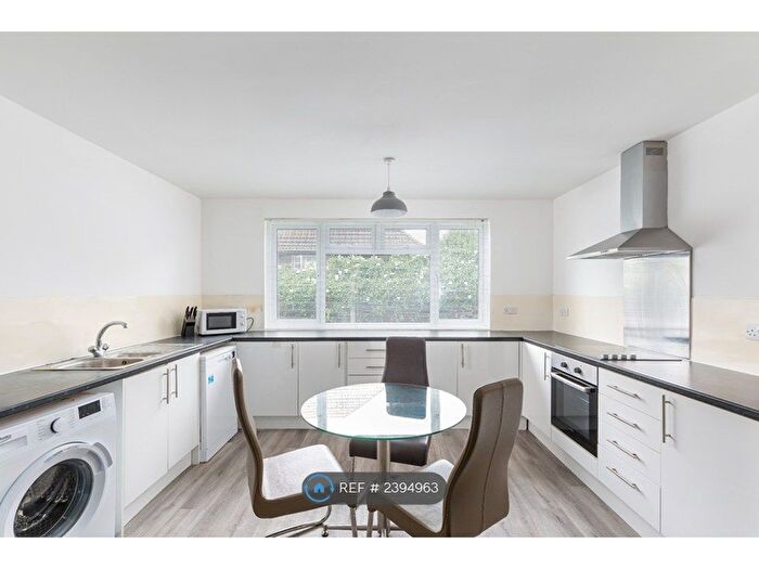 6 Bedroom Terraced House To Rent In Elm Grove, Brighton, BN2