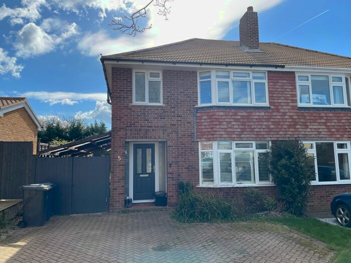 3 Bedroom Semi-Detached House To Rent In Meadow Walk, Bourne End, Buckinghamshire, SL8