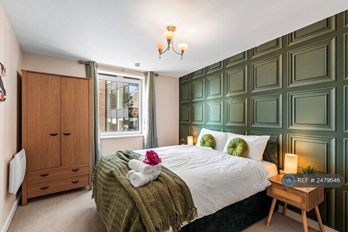 2 Bedroom Flat To Rent In Sharpthorne Court, Brighton, BN1