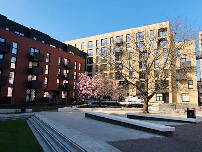 2 Bedroom Apartment To Rent In Burgess Springs, City Park West, Chelmsford City Centre, CM1