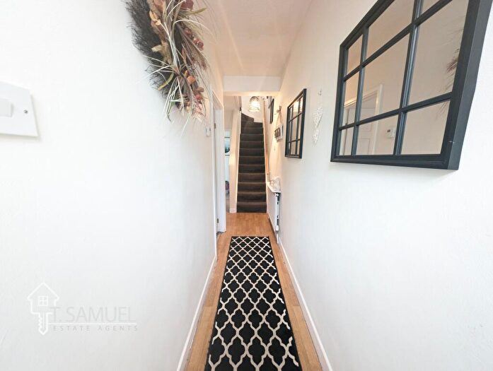 3 Bedroom Terraced House For Sale In Penrhiwceiber Road, Penrhiwceiber, CF45