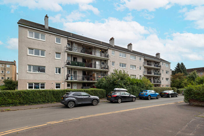 3 Bedroom Flat For Sale In Glenspean Street, Glasgow, G43